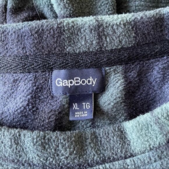 GAP Microfleece Pajama Set - Picture 7 of 7